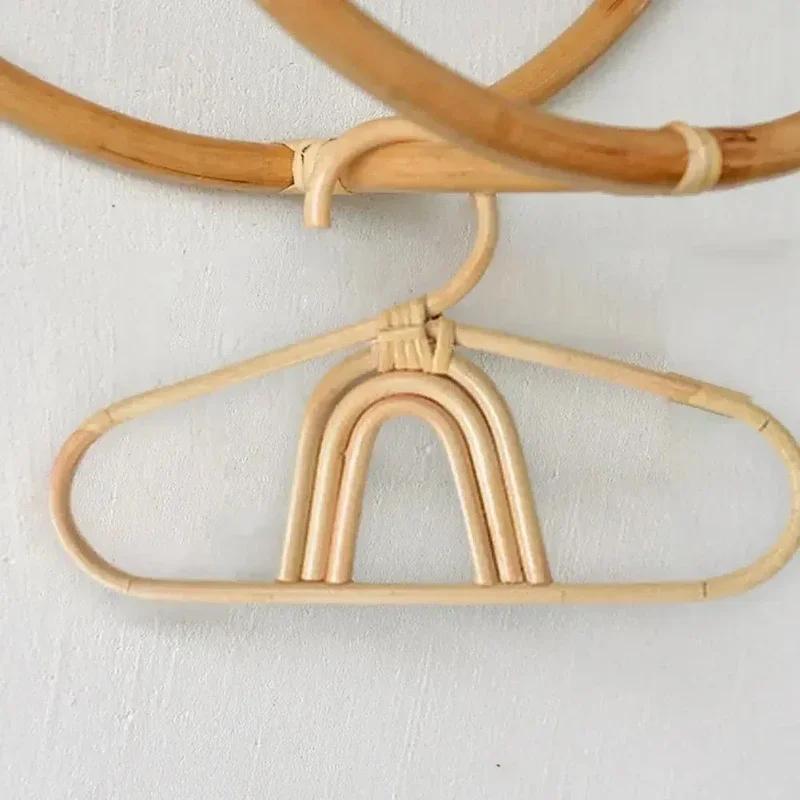 1 шт. Детские вешалки для младенцев и детей, портативные, нескользящие, бамбуковые, милые, органайзер для одежды, вешалка для пальто, полотенца, шарфов, ветрозащитные, для домашних животных, собак, кошек, подарок