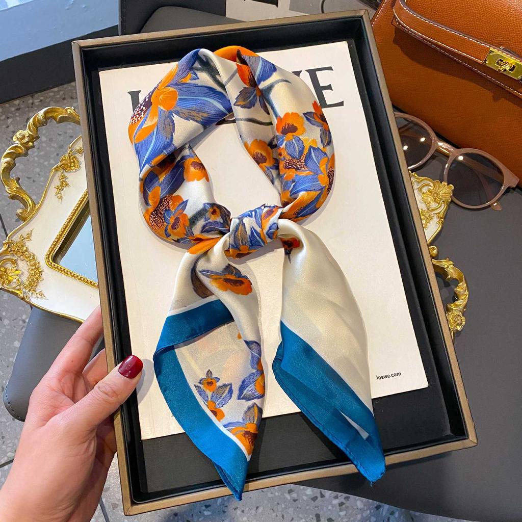 Korean simple high-end silk scarf fashionable, elegant and versatile professional imitation silk small scarf retro printed square scarf women