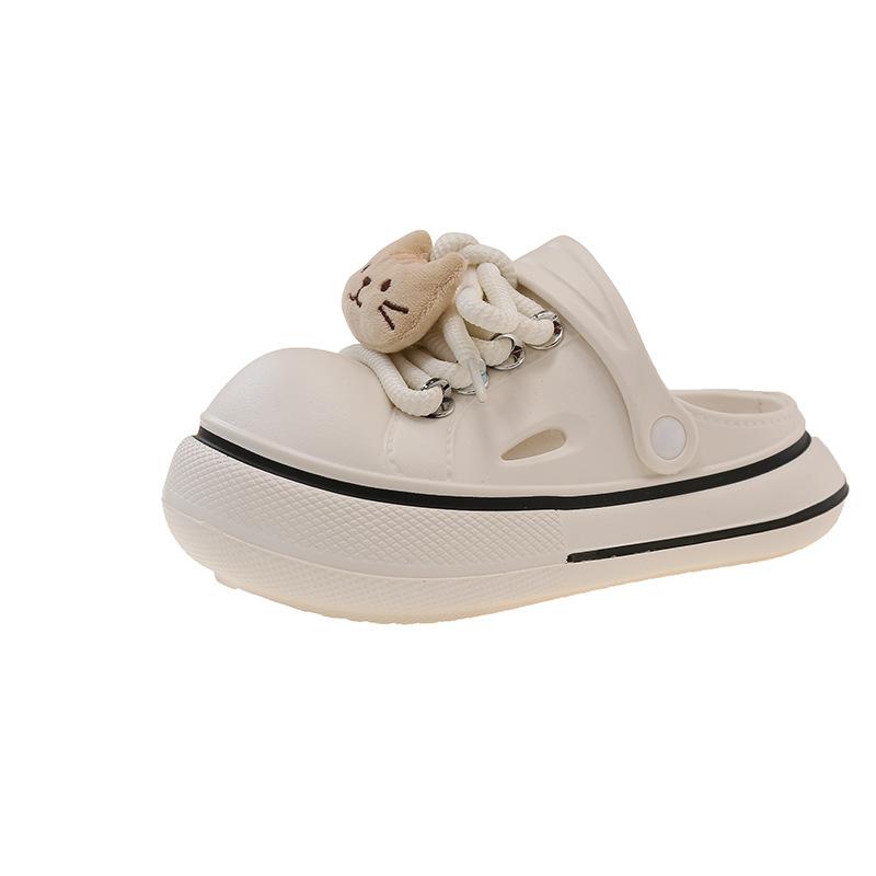 Милые уродливые милые туфли с дырками с большой головой женские носят 2025 весна и лето новые ремешки мультяшные универсальные колледж стиль две шлепанцы