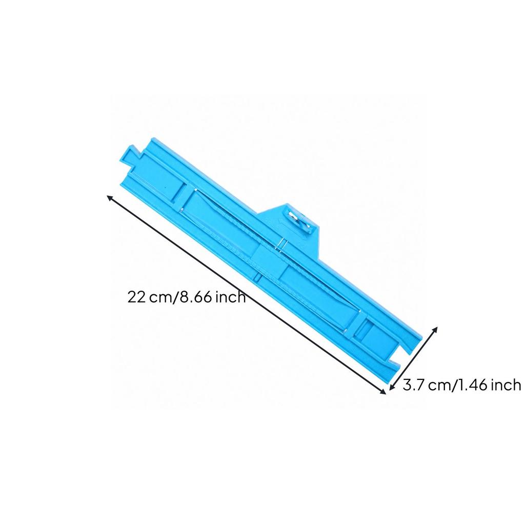 Easy to Assemble Toy Train Track with Interlocking Linkages Plastic