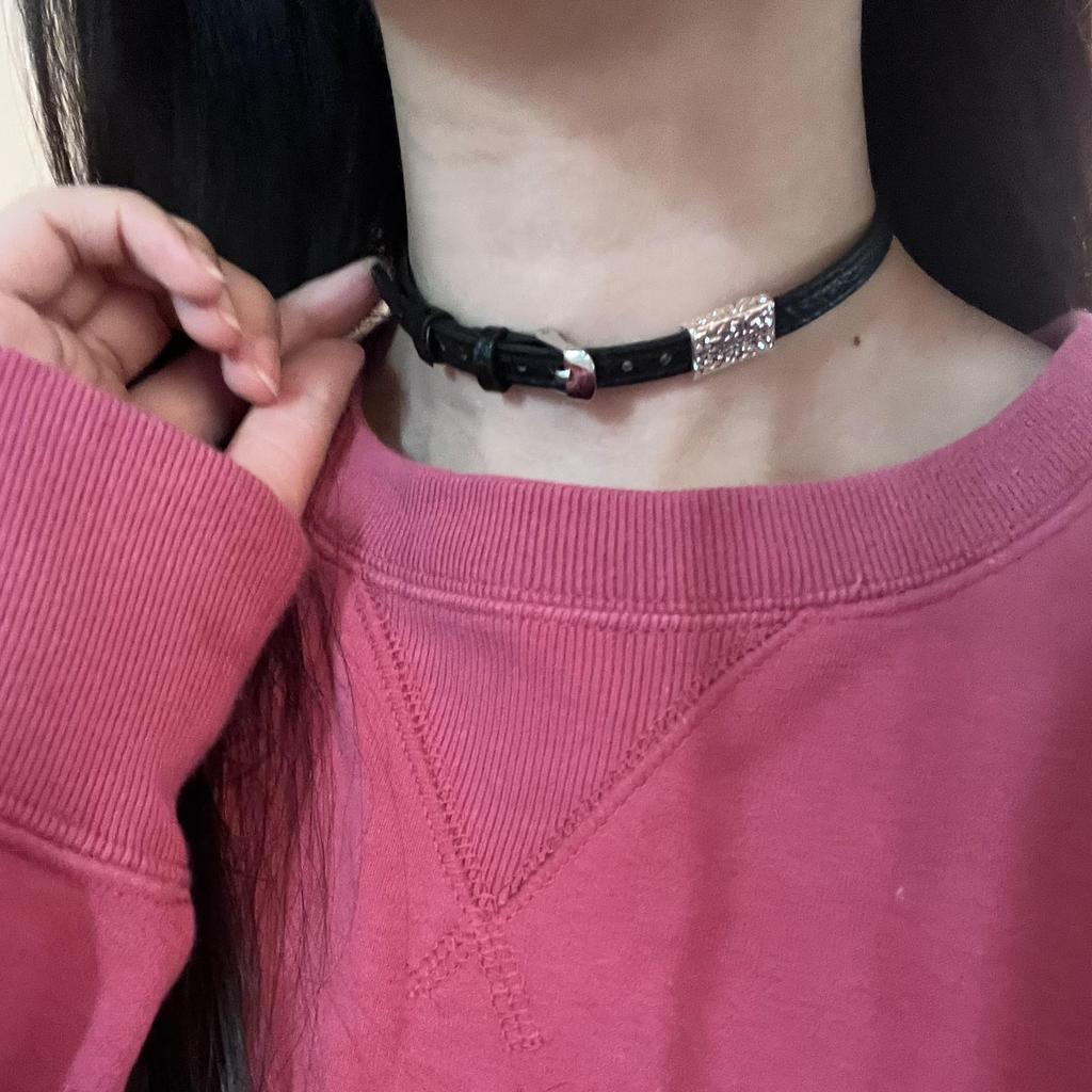 Chic Spicy Girl Leather Bell Choker Necklace – Unique Minority Design