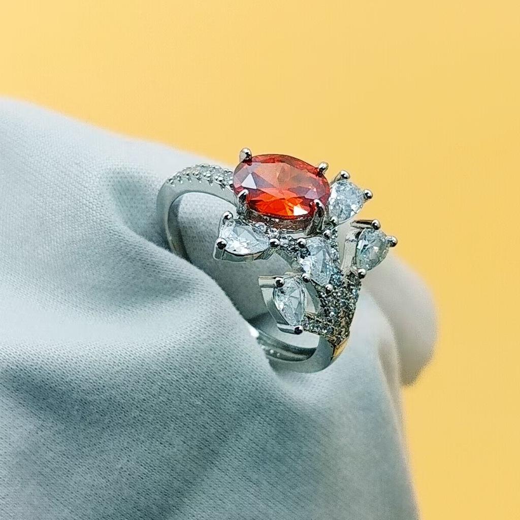 Super Flash Zircon Leaf Open Diamond Ring Female Design Sense Light Luxury Trendy Coconut Amethyst Ring