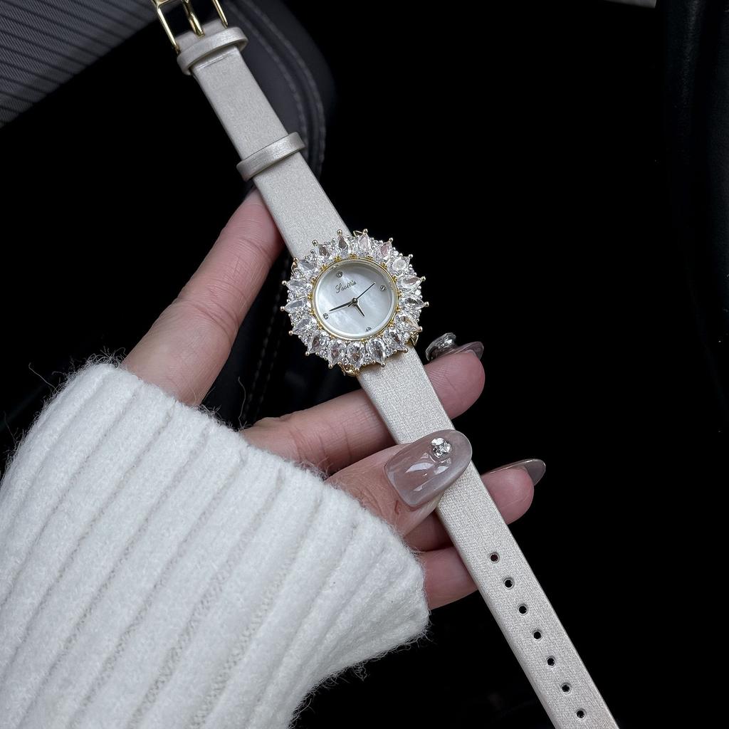 Women'S Watch Belt Diamond Small Dial Women'S Watch Trade