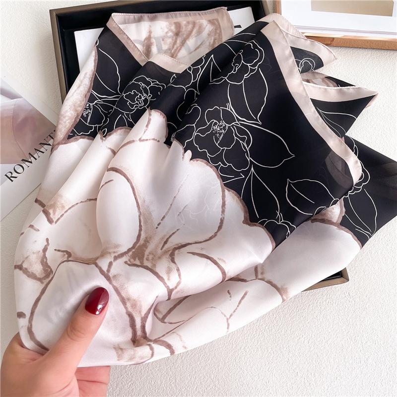 70 * 70cm New Silk Small Square Scarf For Women'S Neck Protection Professional Scarf Versatile Hair Tie Headscarf Scarf