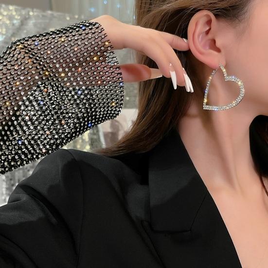 1 пара женских серег в форме серег со стразами, индивидуальное висячее сердце, преувеличенное вечерние, клубные свидания