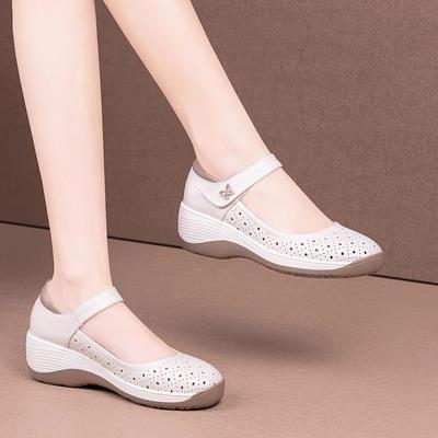 Женские туфли на платформе с вырезами, лето 2025, новые, легкие и универсальные, дышащие, нескользящие, удобные, увеличивающие рост, материнские туфли, сандалии