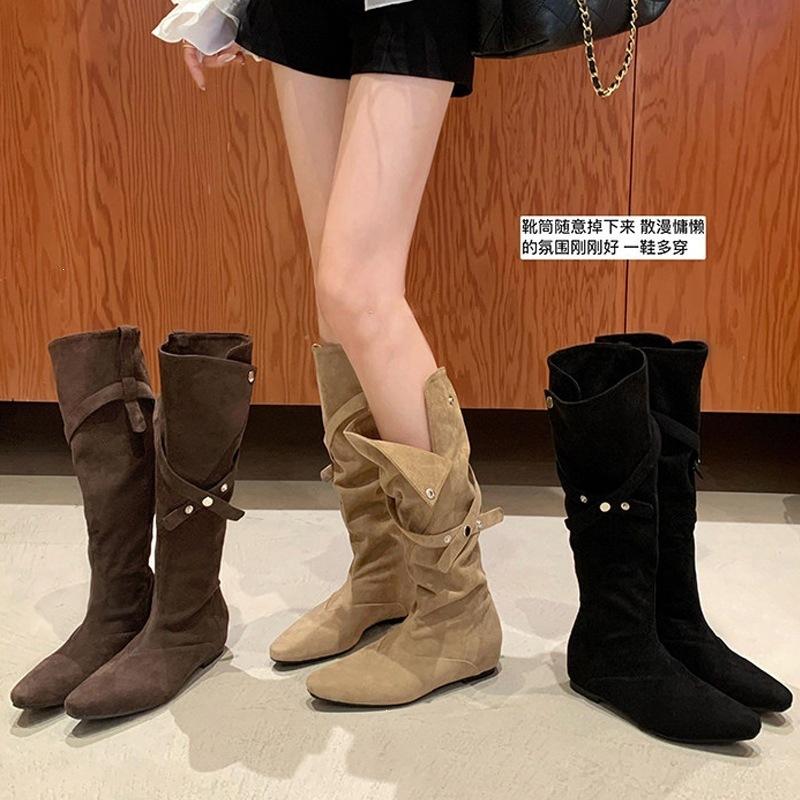 Версия из коровьей кожи увеличение внутренней высоты 0 см ~ два способа носить корейская остроконечная пряжка со складками средняя труба ботинки на каблуке женские 0000 осень и зима новинка