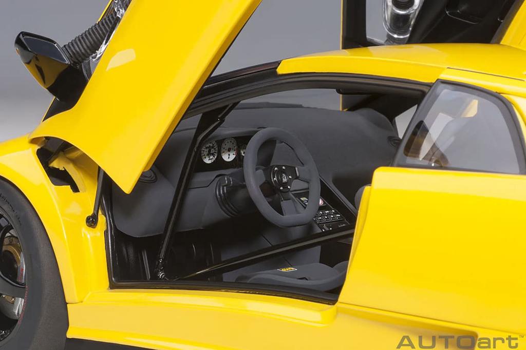 AUTOart Lamborghini Diablo SUPERFLY Готовый продукт 79147 1/18 SV-R ЖЕЛТЫЙ/Желтый