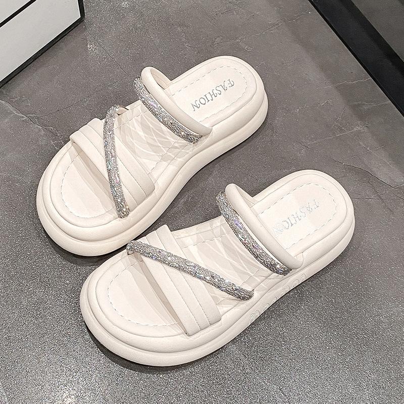 Soft-soled Cool Slippers for Women's Summer Outer Wear 2025 New Fashionable Thick Bottom Increases the Tide of Beach Slippers When Going Out In Summer