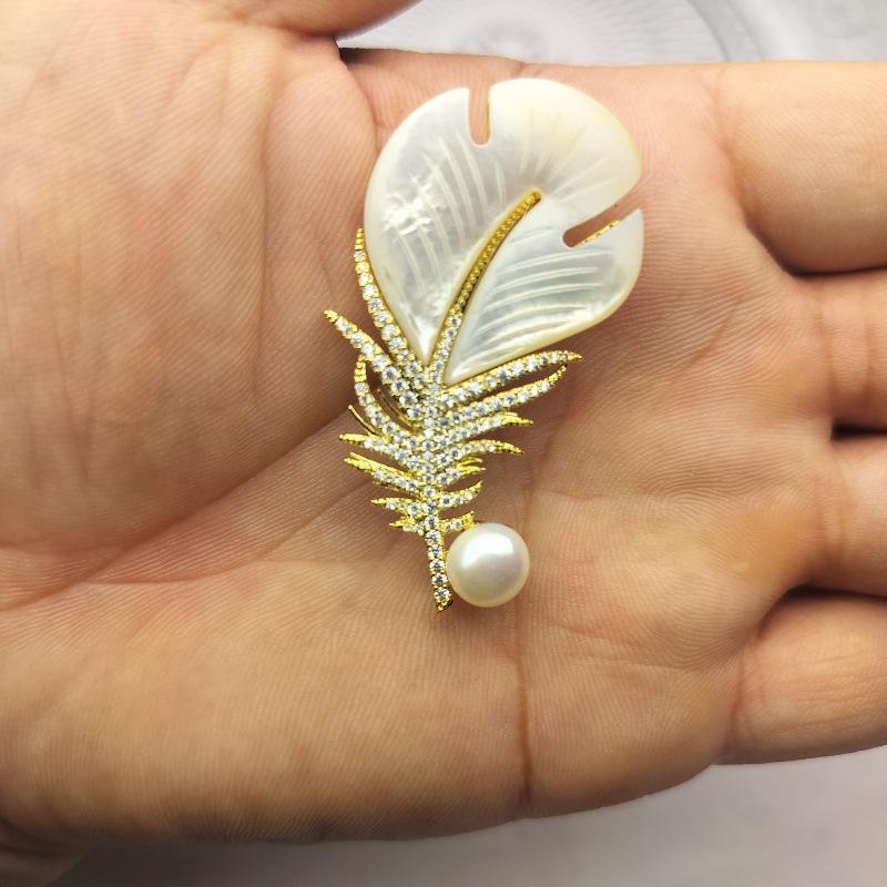 Роскошная брошь из натурального пресноводного жемчуга в виде пера, роскошная атмосферная брошь, аксессуары для костюма