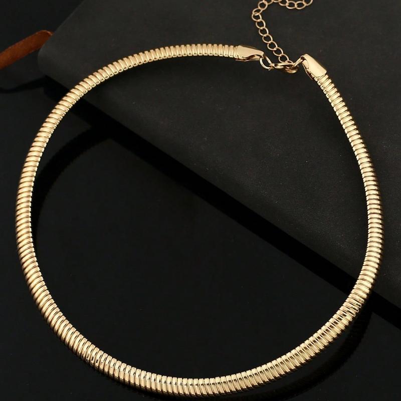 1pc Titanium Steel Exaggerated Threaded Elastic Metal Necklace Choker