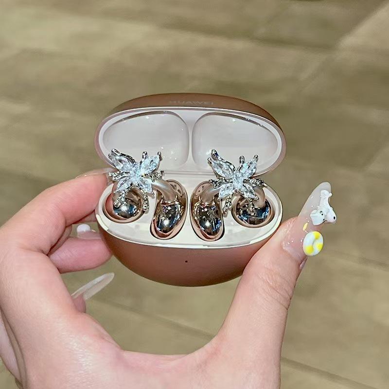 Защитный чехол для Bluetooth-наушников Oppo Enco Clip2 с пряжкой-ушком и декоративным зажимом