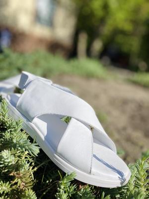 Босоножки на плоской подошве 8030 36 Белый кожа