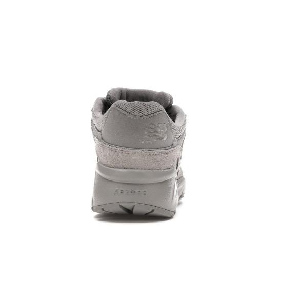New Balance Серые кроссовки унисекс 850 ML850CF