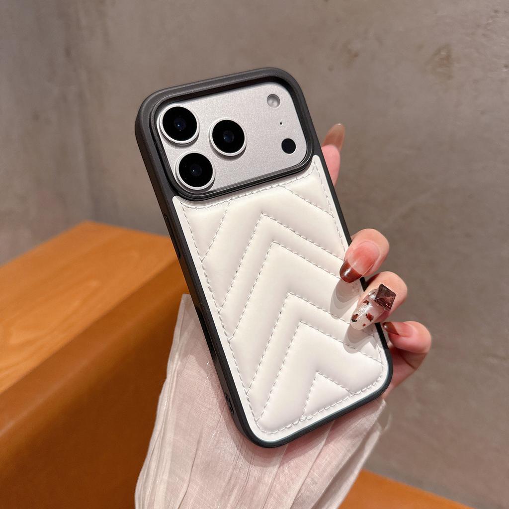 Треугольный пуховик для чехла для мобильного телефона IPhone17 для Apple 16promax однотонный защитный чехол для осени и зимы