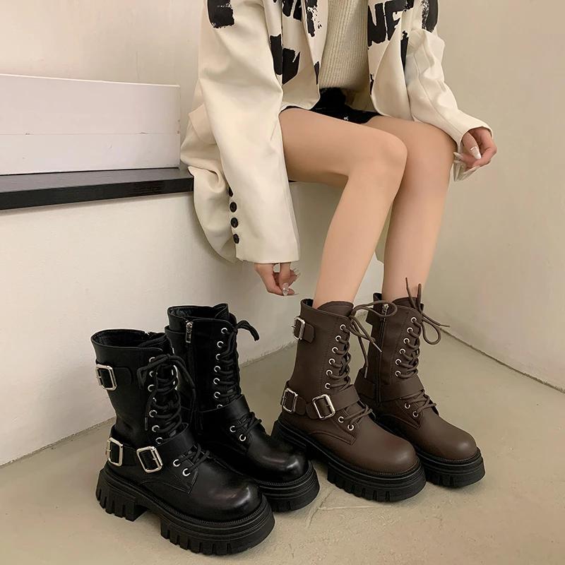 Трендовые панк-готические ботинки женские 2024 зима новинка дизайн с ремешком и пряжкой женские ботинки модные и универсальные на платформе женская обувь
