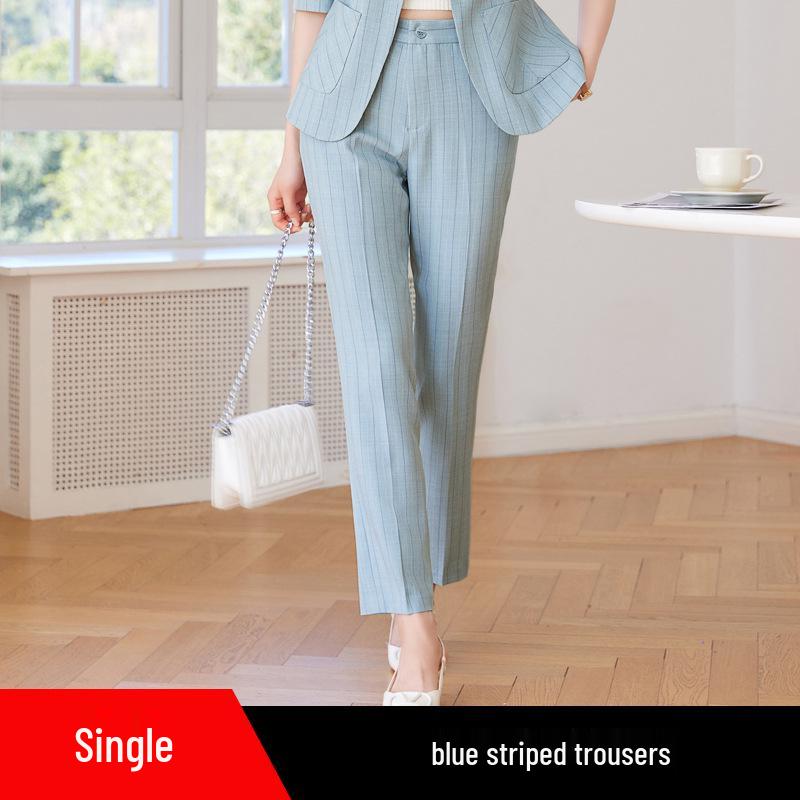 Spring/Summer 2024 Women's Petite Mid-Sleeve Striped Suit Set