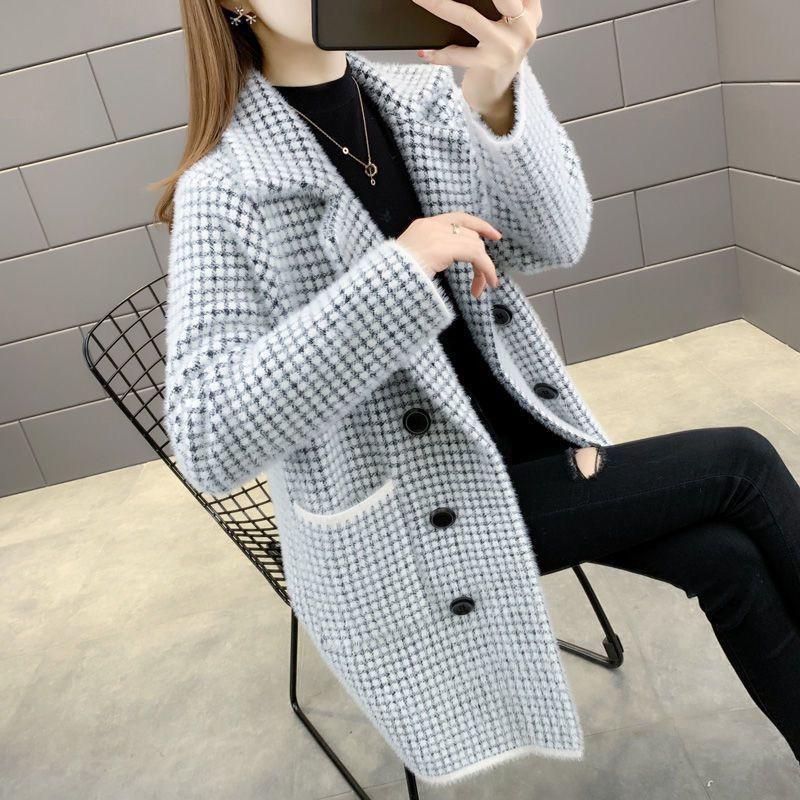 Autumn and Winter New Mink Fleece Plaid Coat Women's Mid Length Versatile Slim Sweater Thickened Imitation Mink Fleece Coat