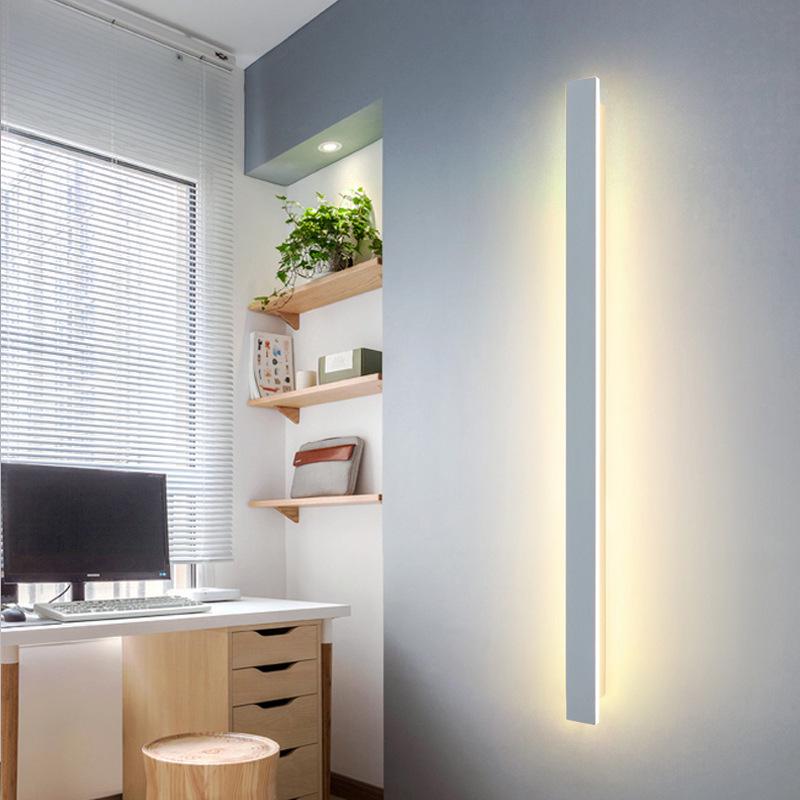 Surface-Mounted LED Wall Lamp: Sleek Bedroom & Living Room Decor