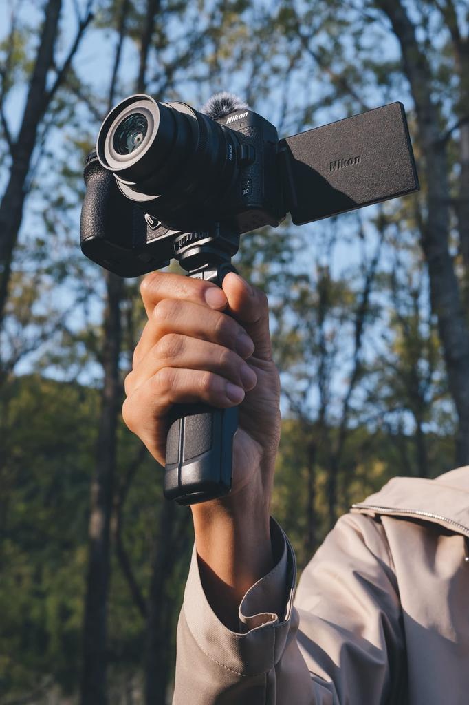 Nikon Штатив-ручка SmallRig 3070 с дистанционным управлением для беззеркальной зеркальной фотокамеры Z30 черного цвета ML-L7