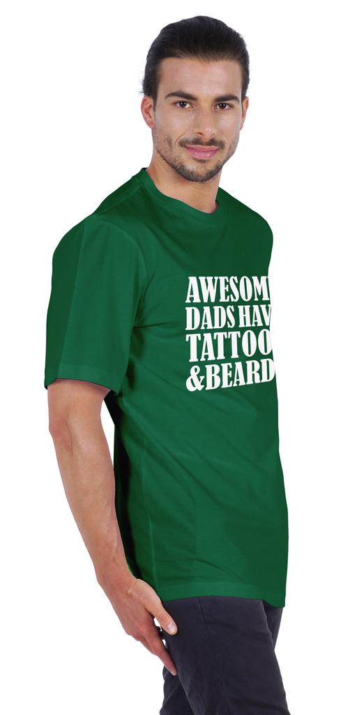 Inkmeso Мужская графическая футболка с круглым вырезом «У потрясающих пап есть татуировки и бороды»