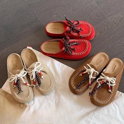 Женская обувь с большой головной повязкой и высоким подноском, полушлепанцы надеваются поверх нее