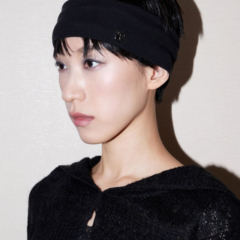 Fakiii Fakiii Базовая вязаная повязка для волос_Черная