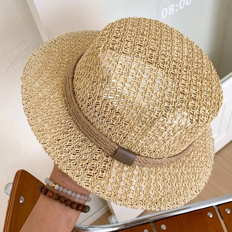Straw Hat for Women Summer Old Money Style Hollow Woven Fedora Hat Retro French Beach Vacation Sun Hat Outdoor UV Protection