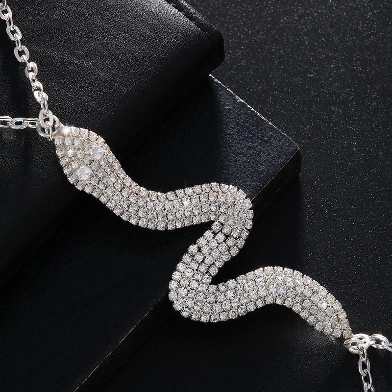 Diamond Snake-Shaped Chest Necklace Women's Fashion Minimalist Halterneck Shiny Chest Necklace Exaggerated and Personalized Bikini Body Chains Chain