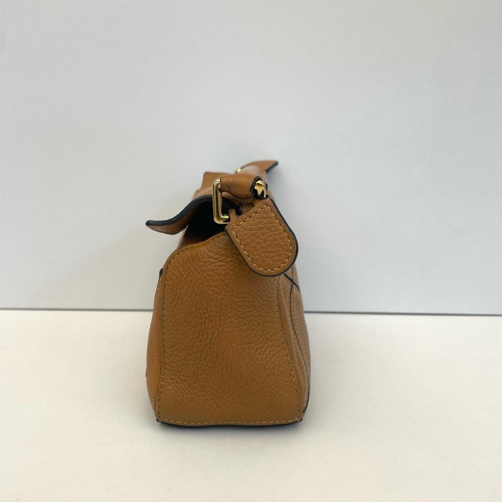 [Pre-Owned] Puzzle Mini Brown Leather Geometric Shoulder Bag With Gold Hardware And Detachable Strap - Excellent #13HR7RF