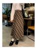 Клетчатая юбка средней длины с флисовой подкладкой - Зимняя коллекция 2025: Универсальная юбка в стиле милк-ти