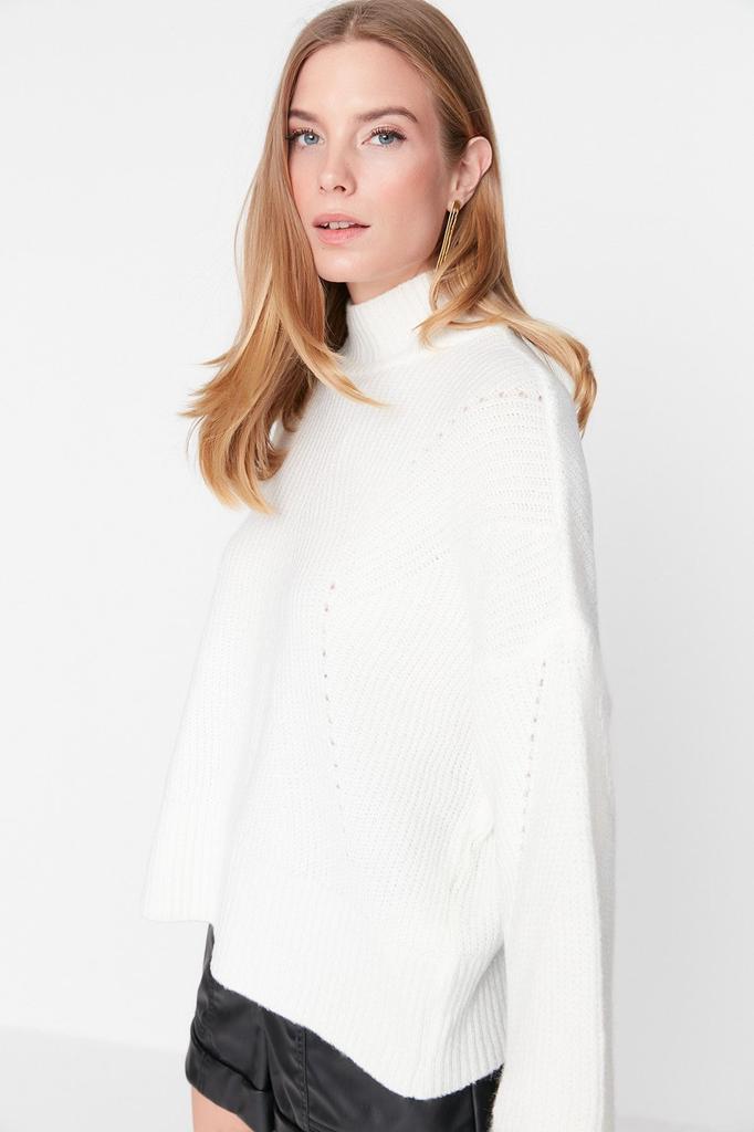 Women's Elegance Style Sweater Stone Soft Textured Basic Knitwear Sweater