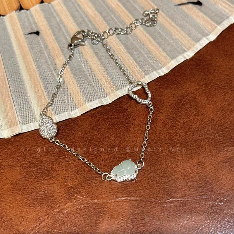 Изысканный браслет с жемчугом Сатурна и цирконами для женщин - Роскошные нишевые украшения