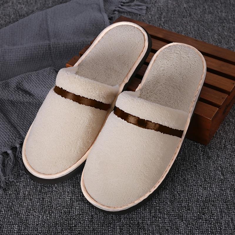 1 пара одноразовых зимних тапочек для мужчин и женщин, тапочки для дома в гостинице, нескользящие переносные дорожные сандалии, мягкие теплые шлепанцы из кораллового флиса