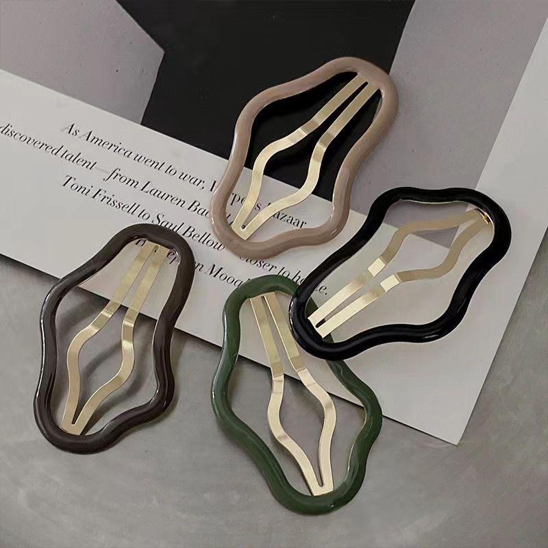 Cloud BB Advanced Root Lift Hair Clip - High Volume, Lightweight, Versatile Mini Headwear for Wavy Styles