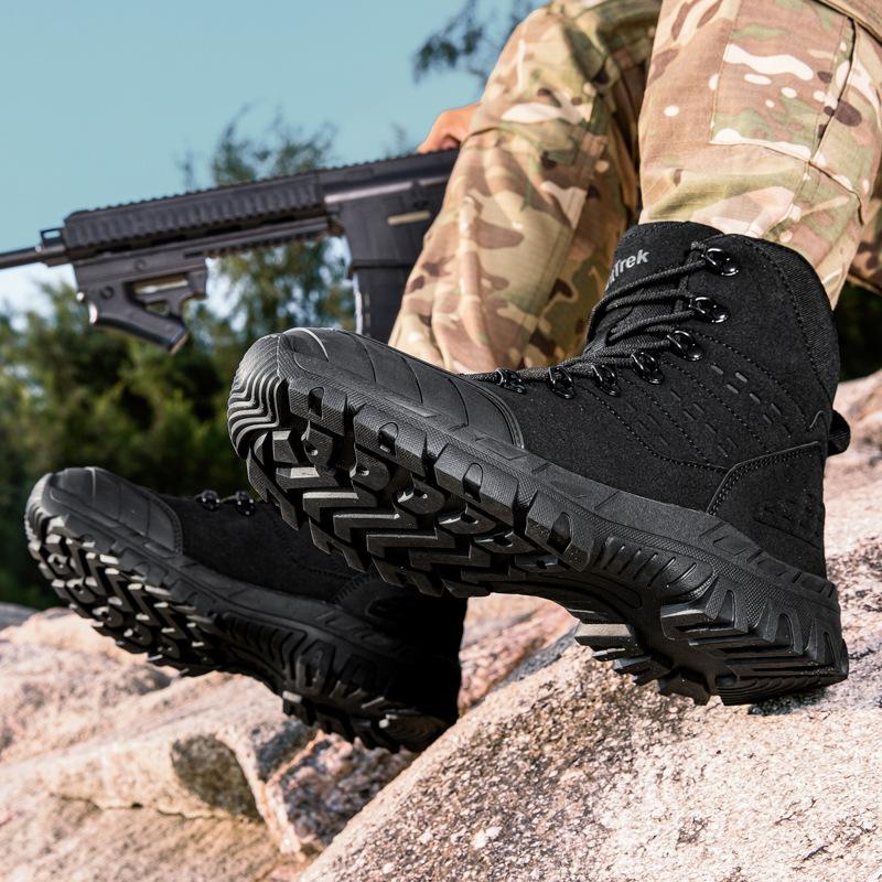 Large size outdoor land boots combat boots military boots hiking wear-resistant mountaineering boots wear casual boots