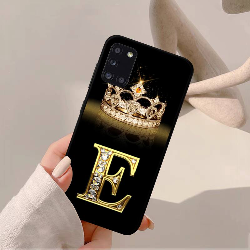 Чехол для телефона Yinuoda с черной бриллиантовой короной и буквой для Samsung A 51 30s 71 21s 10 70 31 52 12 30 40 32 11 20e 20s 01 02s 72