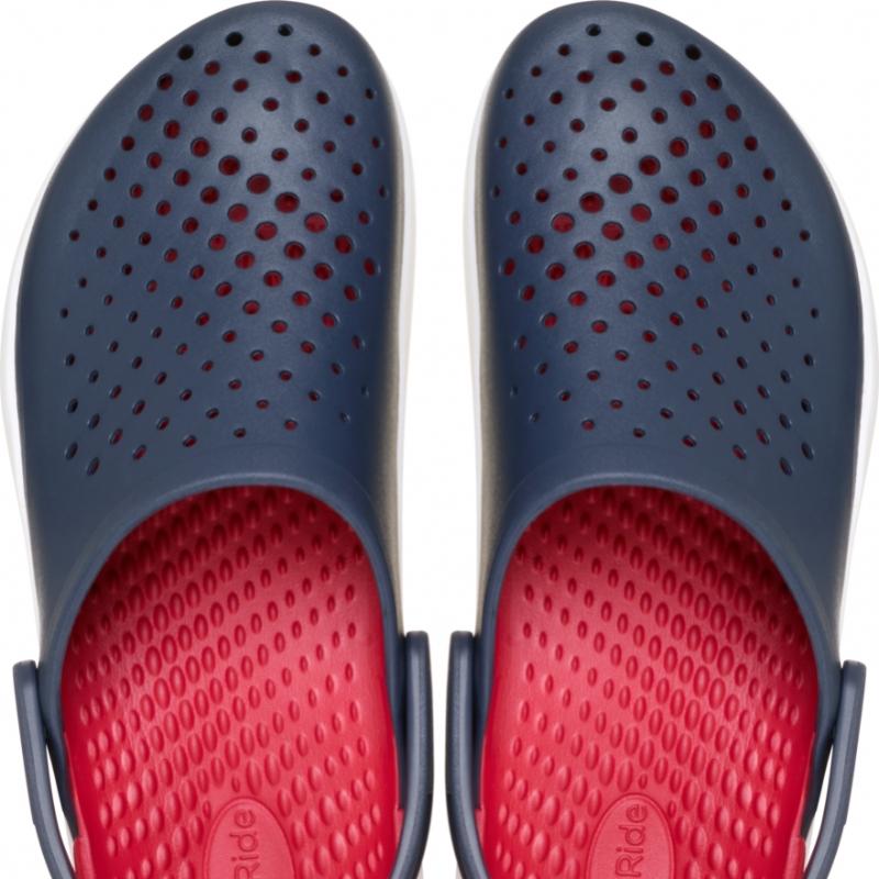 Crocs Inmotion Клог 209964 410