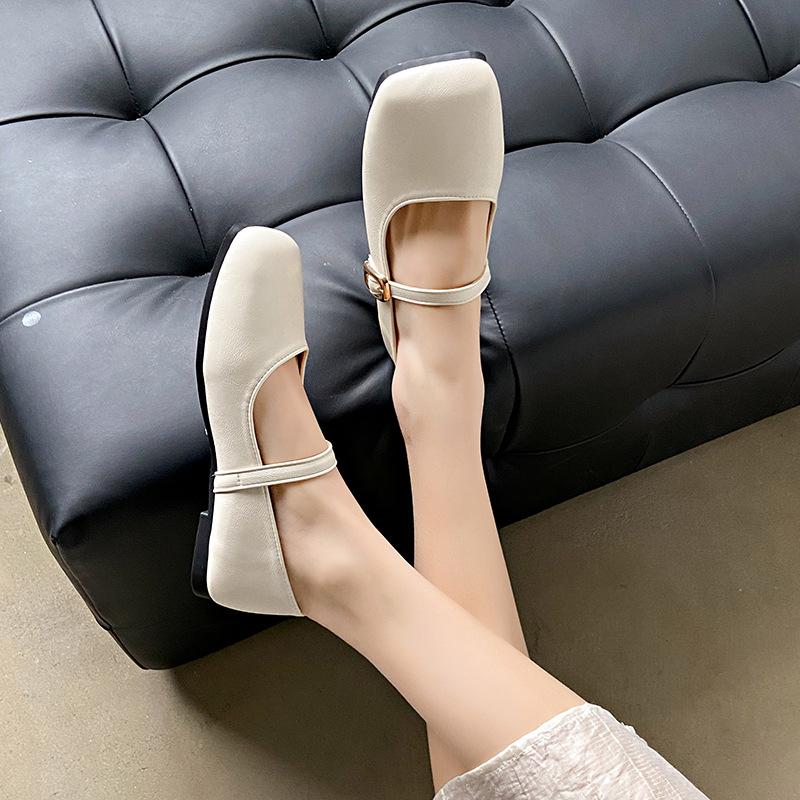 Туфли Мэри Джейн женские 2024 корейская версия весна-осень новые с пряжкой квадратный носок туфли-лодочки на низком каблуке туфли Doudou