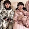 Детская пижама из кораллового флиса: Полосатый комплект на молнии для родителей и детей на осень и зиму