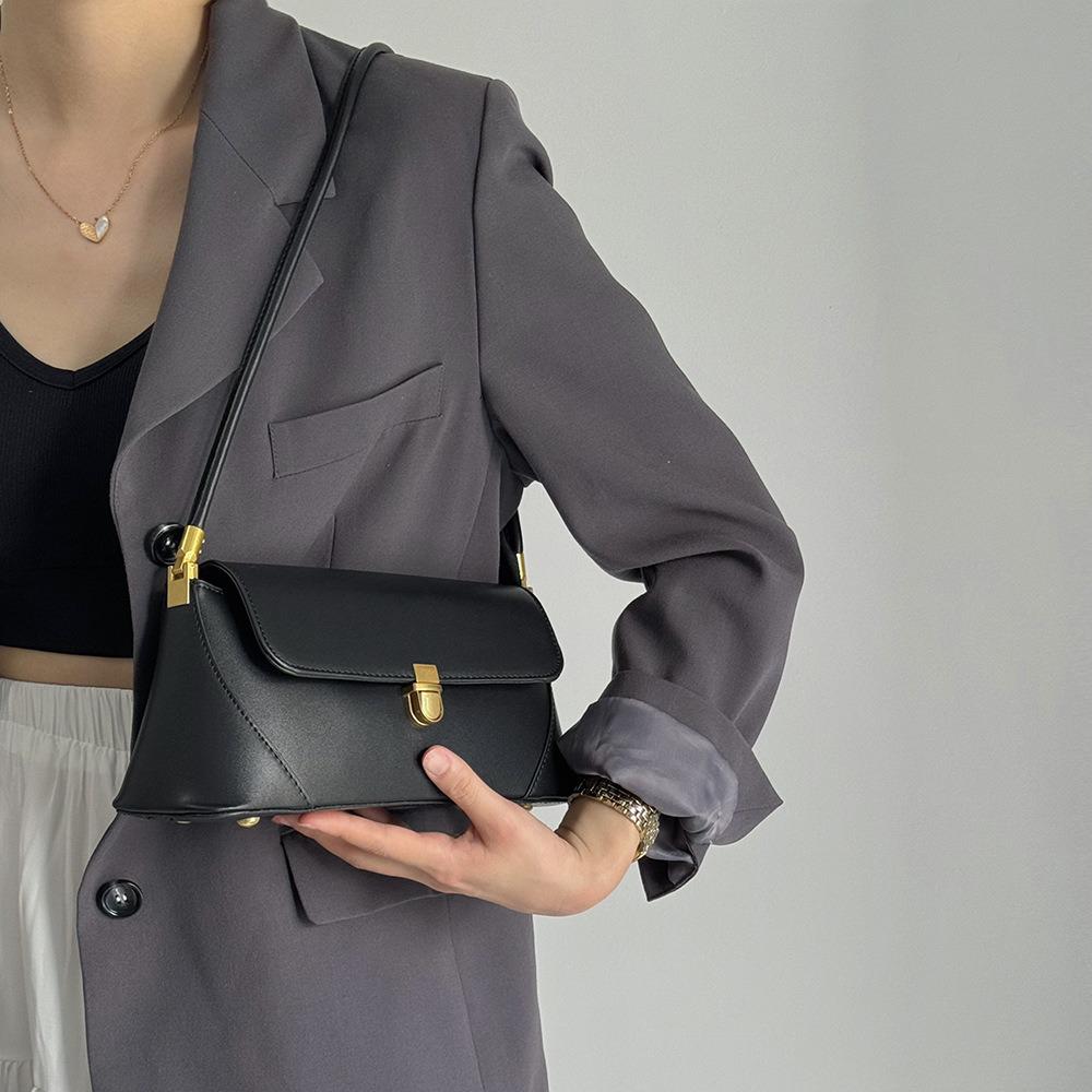 2024 Retro French Niche Second-Hand Baguette Handbag for Women