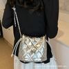 Summer Super Fire Silver Bucket Bag 2025 New Fashion Diamond Chain Messenger Bag Korean Version Commuter Shoulder Bag