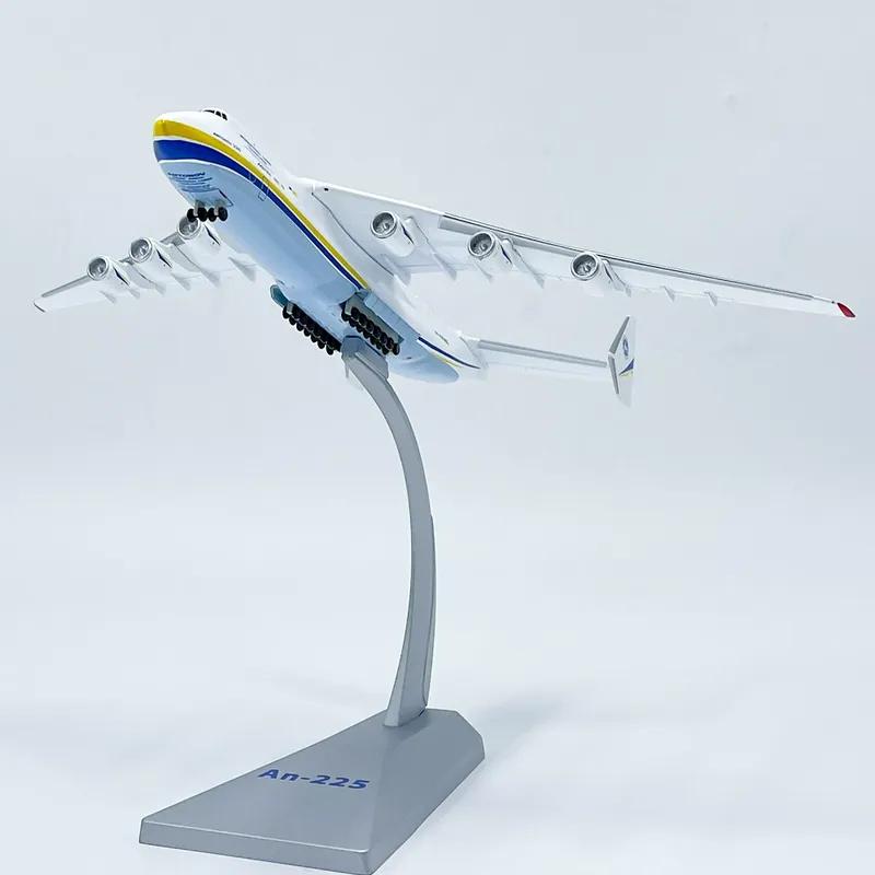1: 400 Ан-225 Модель Самолета Высокая Симуляция Сплав Транспортный Самолет Готовые Металлические Украшения Военная Авиация Сувениры