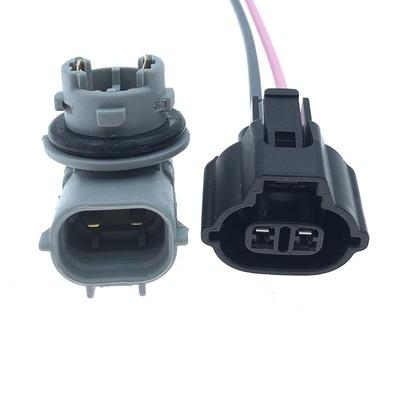 90075-60005 подходит для разъемов фар Toyota Regal, Corolla, Vios, Prado и Land Cruiser. Заменить на 90075-99012.