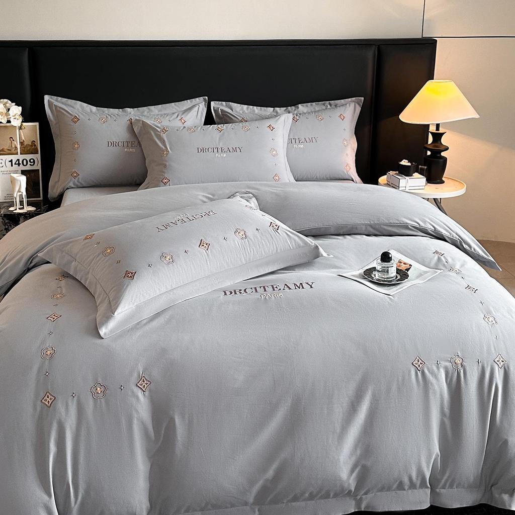 Elegant All-Cotton Flannel 4-Piece Bedding Set with Embroidered Duvet Cover and Skin-Friendly Bed Sheet