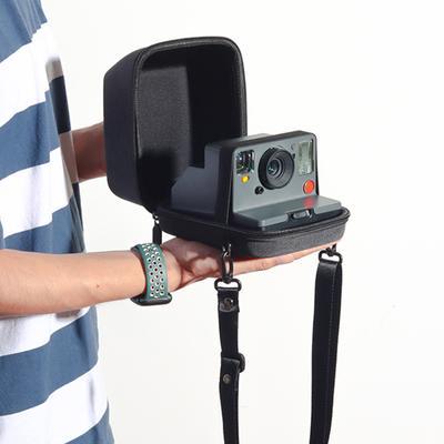 Органайзер для фотоаппаратов Polaroid One Step 2/NOW. Надежное хранение камеры. Большая вместимость. Эффективная защита.