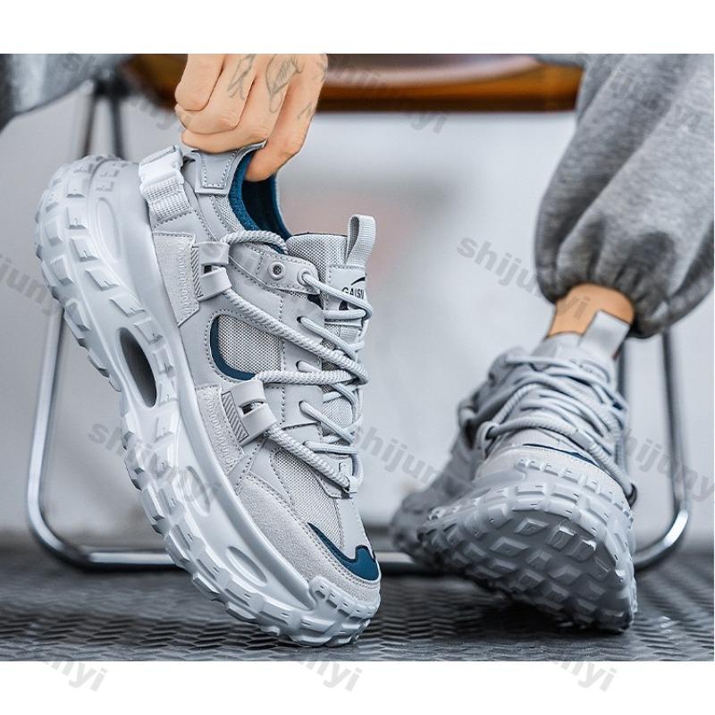Модные мужские белые кроссовки 2025 Новая мода Шнуровка Сетчатые дышащие кроссовки для бега Удобные Нескользящие Увеличение роста Повседневная обувь