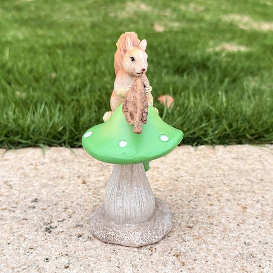 Садовая статуя белки, смола, фигурка белки, сидящей на грибе, скульптура птицы и белки для украшения двора, газона, подарок на новоселье