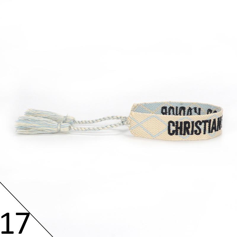 Браслет дружбы ручной работы с вышивкой и кисточками для женщин