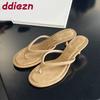 Fashion Big Size 43 Female Flip Flops Women Low Heel Slippers Summer Beach Slides Sandals Fashion Round Toe Ladies Heeled Slippers Shoes